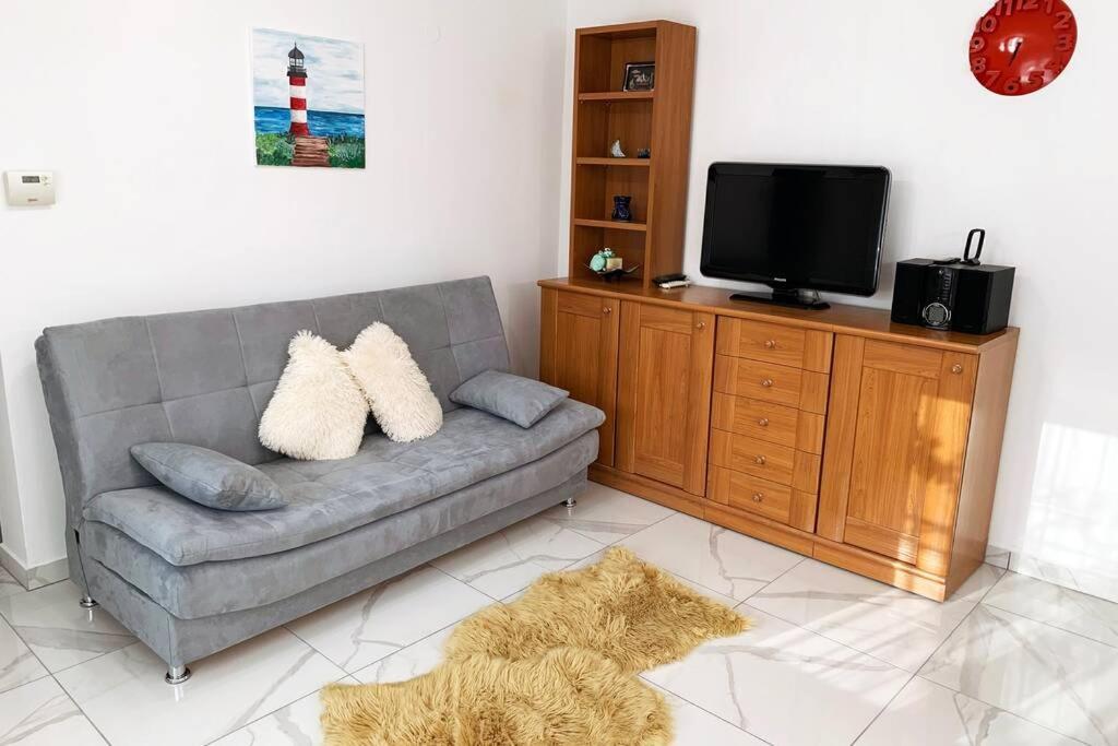 New Apartment Ema I Крк Екстер'єр фото